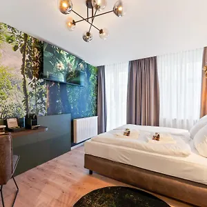 Otel Jungle No5 Boutique - City-center, Stuttgart