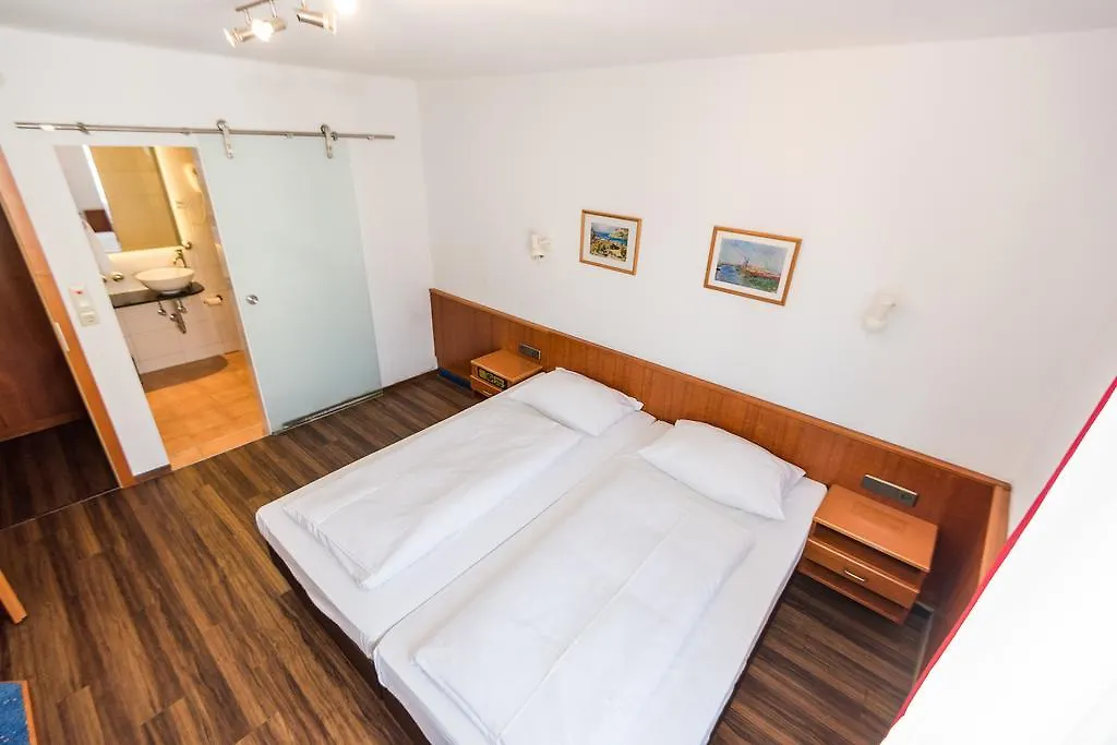 Hotel Am Friedensplatz Stuttgart