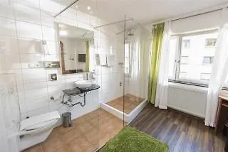 Hotel am Friedensplatz Stuttgart 3*,